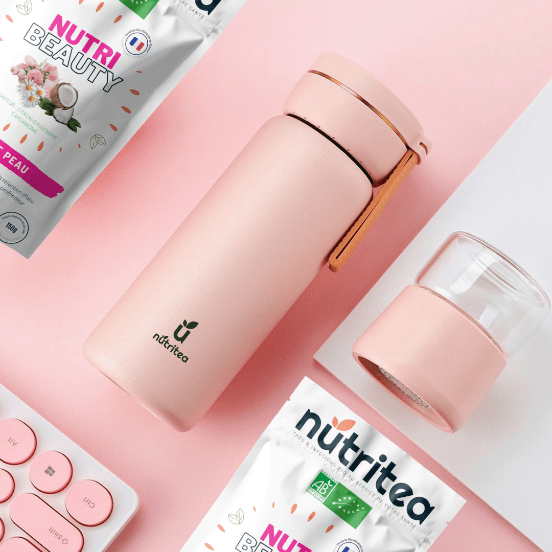 A tea or infusion + an Infuzetea infuser Nomad Box