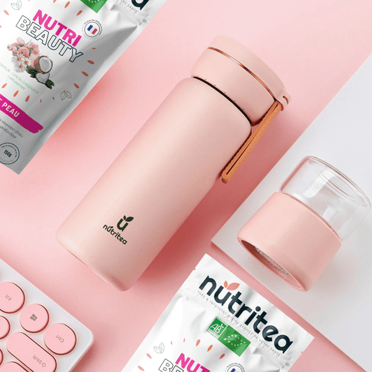 A tea or infusion + an Infuzetea infuser Nomad Box